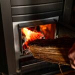 Zo kies je de perfecte houtsoort voor jouw houtkachel